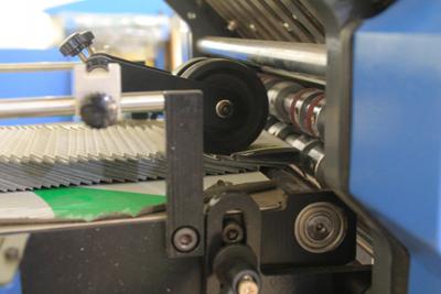 PRY-660T Machine &agrave; plier du papier avec couteau ind&eacute;pendant 6