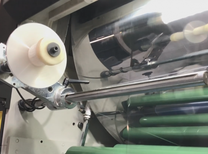 PRY-ER machine de laminage de film vertical entièrement automatique à rouleau 13