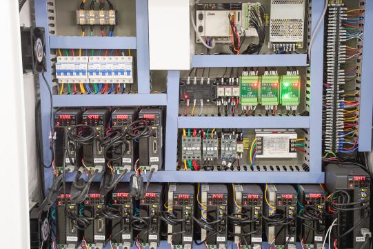 Machine d'insertion de câbles dans des sacs en papier PRY-450A 11