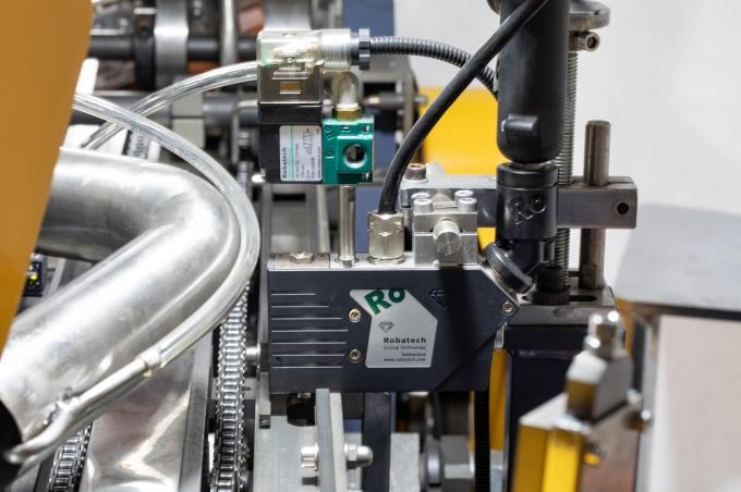 PRY-220/300 machine de fabrication de glaces à grande vitesse de type cône à manche de tasse en papier 11