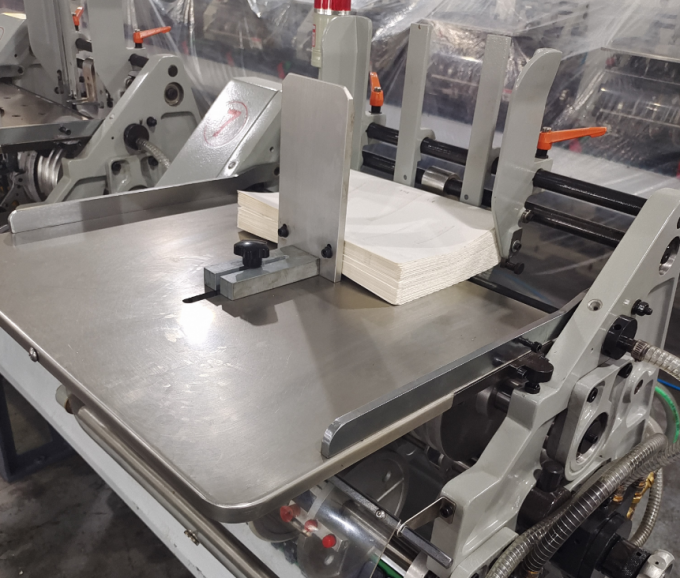 PRY-8D machine de collecte et de taille de selle de livre 3