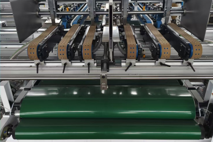 PRY-2900H Plieuse-colleuse de boîtes en carton double feuilles 2