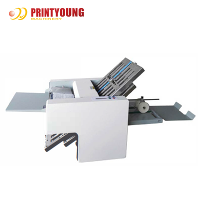 GAR03-4 A3 Bureau à quatre plaques Machine de pliage de papier informatisée à haute productivité avec moteur et contrôle PLC